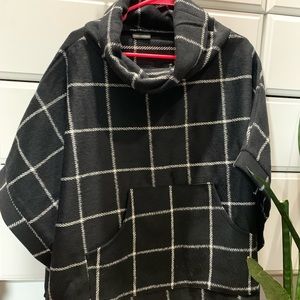 Boutique Black and white plaid poncho